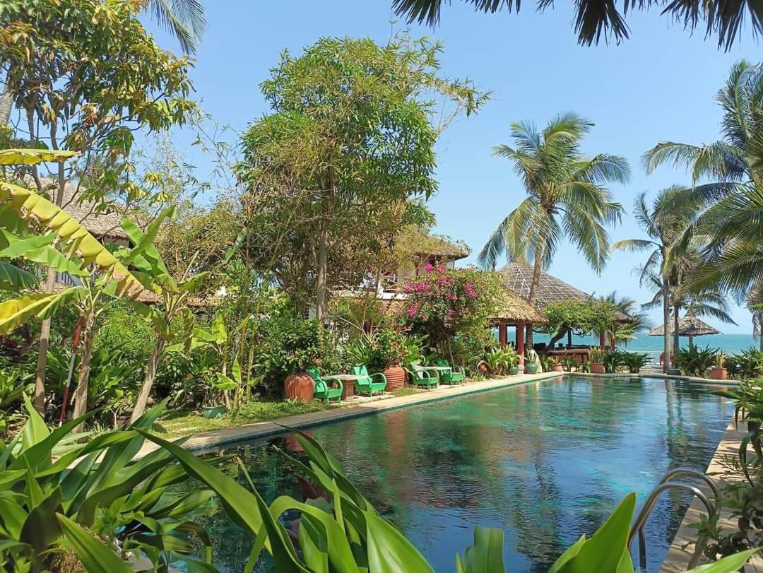 Full Moon Beach Resort Mũi Né Exterior foto