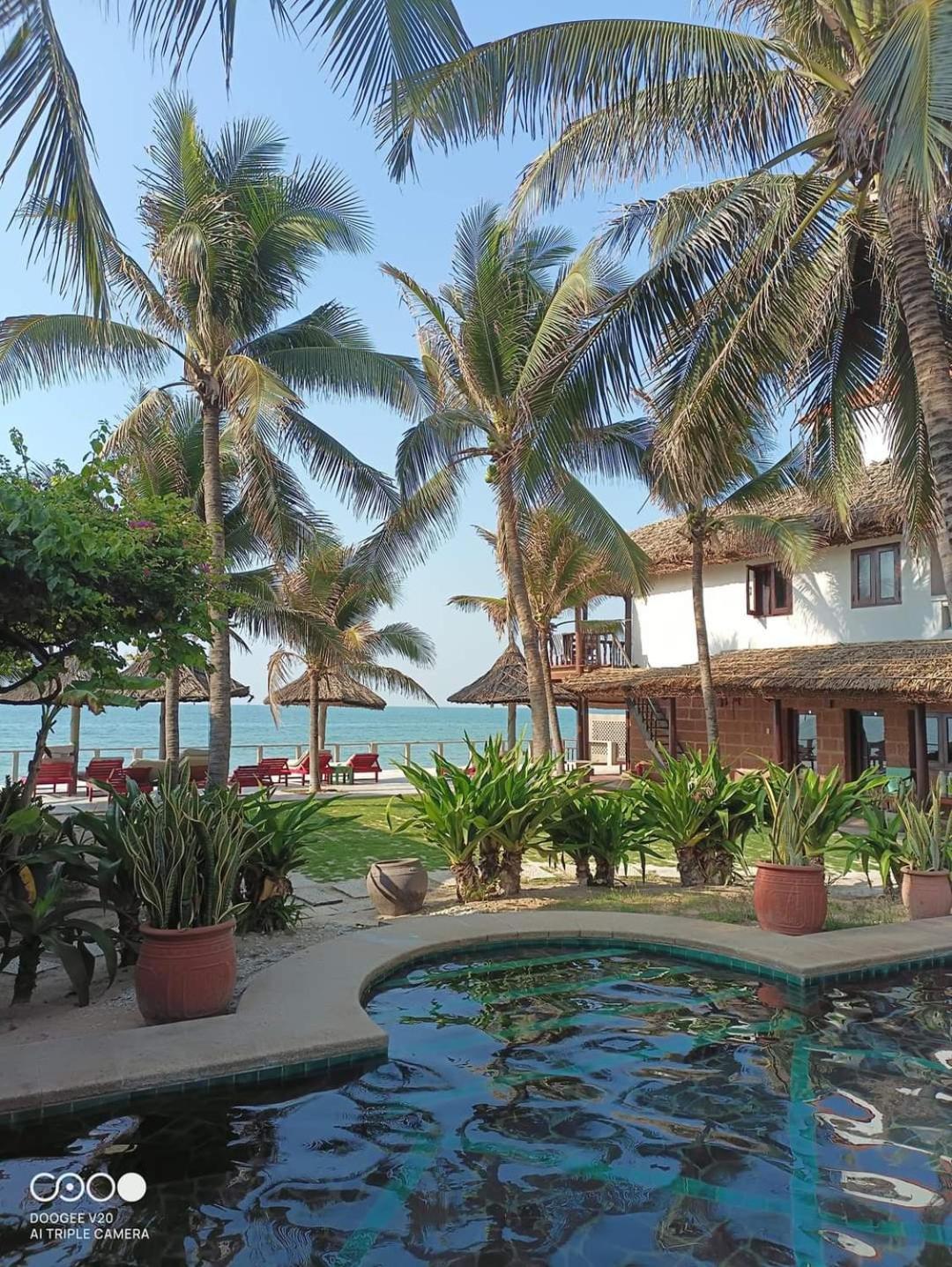 Full Moon Beach Resort Mũi Né Exterior foto