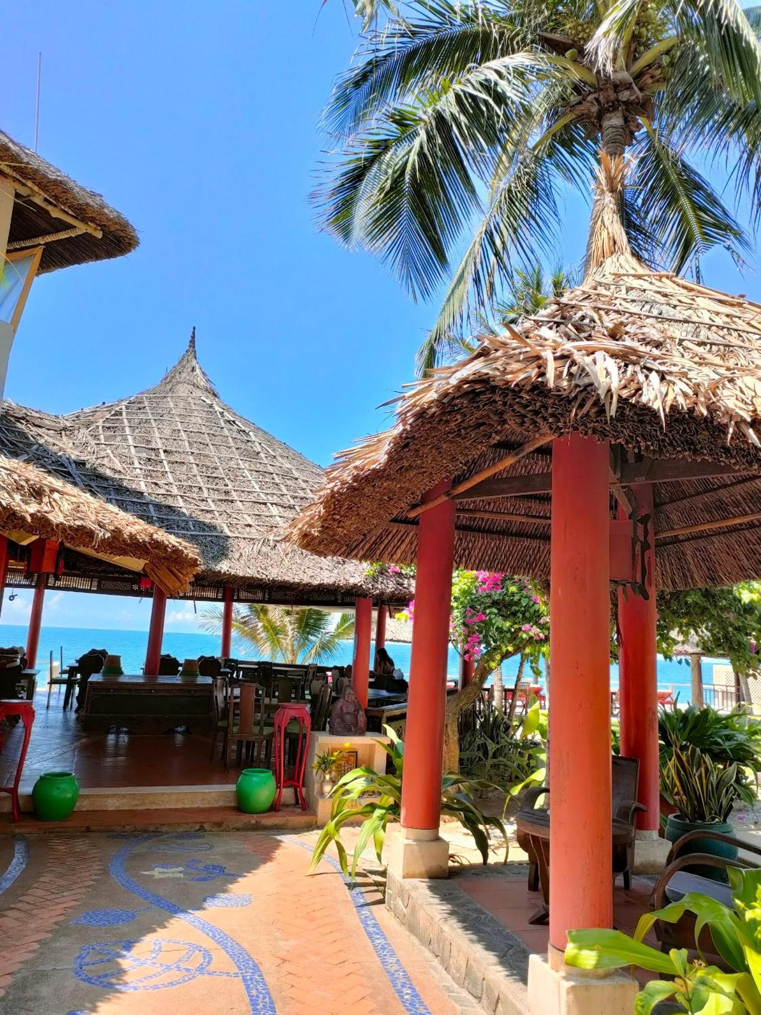 Full Moon Beach Resort Mũi Né Exterior foto